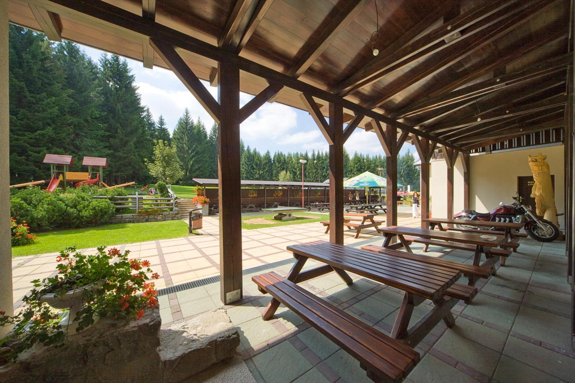 Hotel Hornik Žďár nad Sázavou Esterno foto